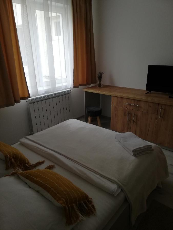 Apartament Raluca Topliţa Exterior foto